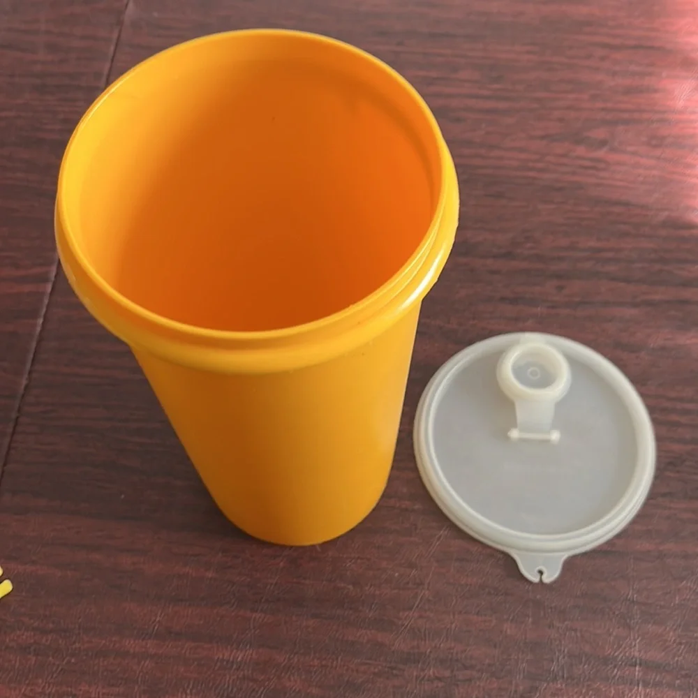 48 Oz Tupperware Pitcher